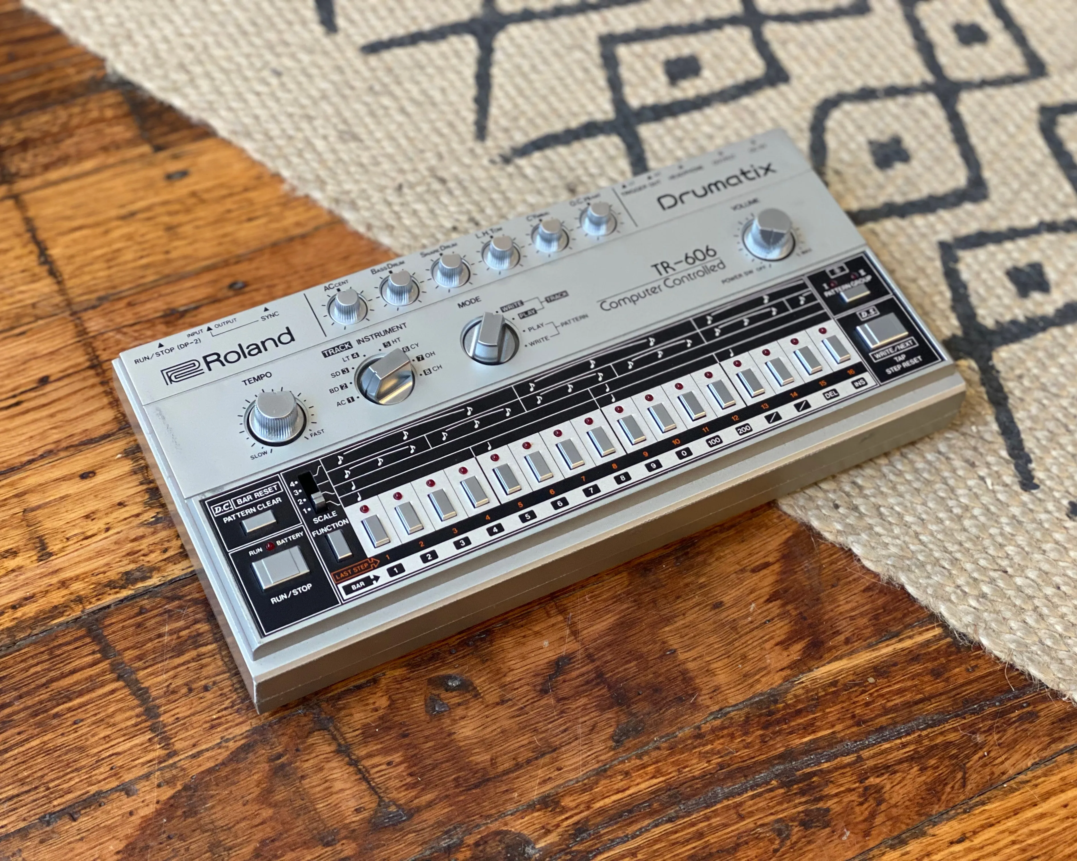 1982 Roland TR-606 Drumatix w/ OG Carry Bag