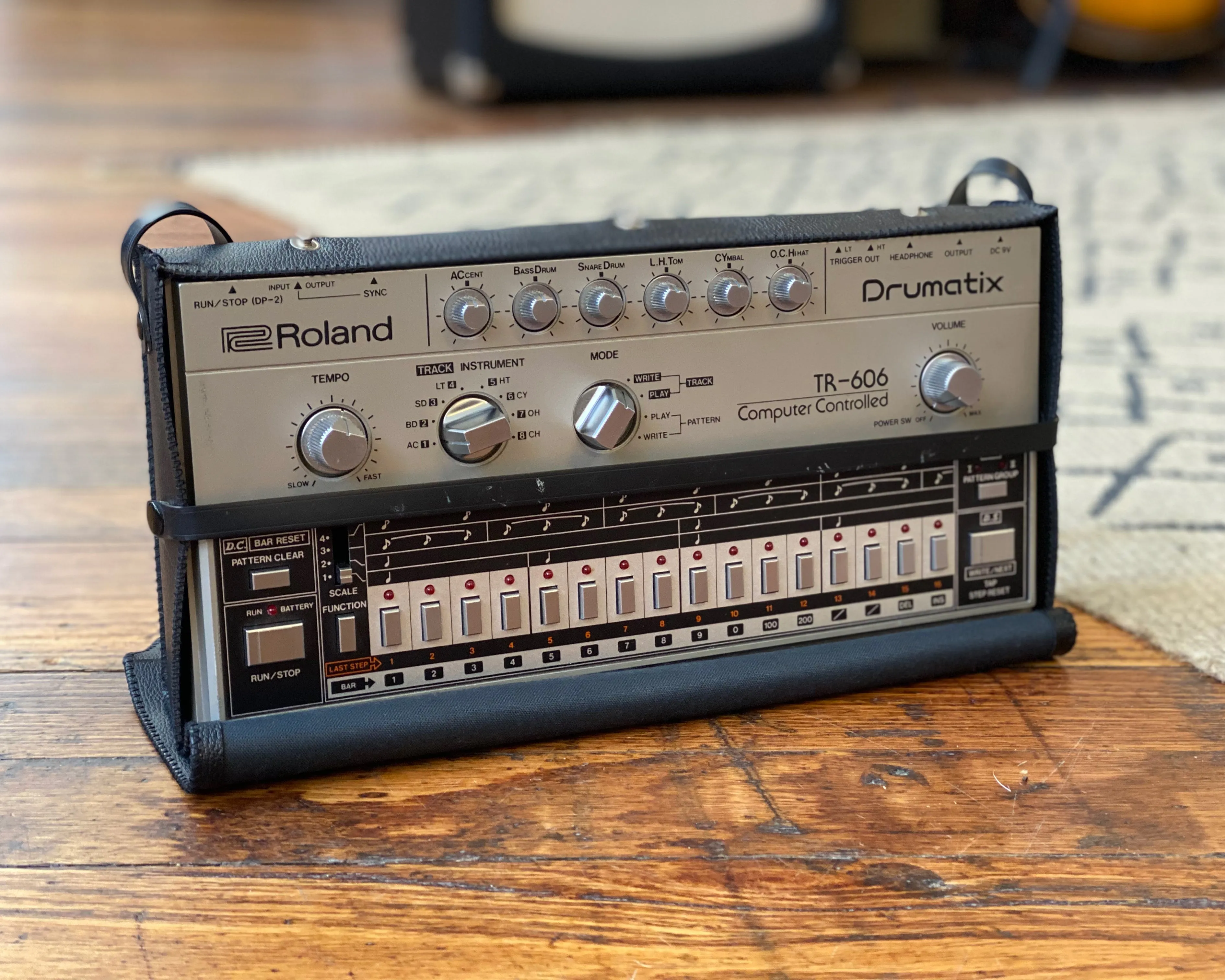 1982 Roland TR-606 Drumatix w/ OG Carry Bag