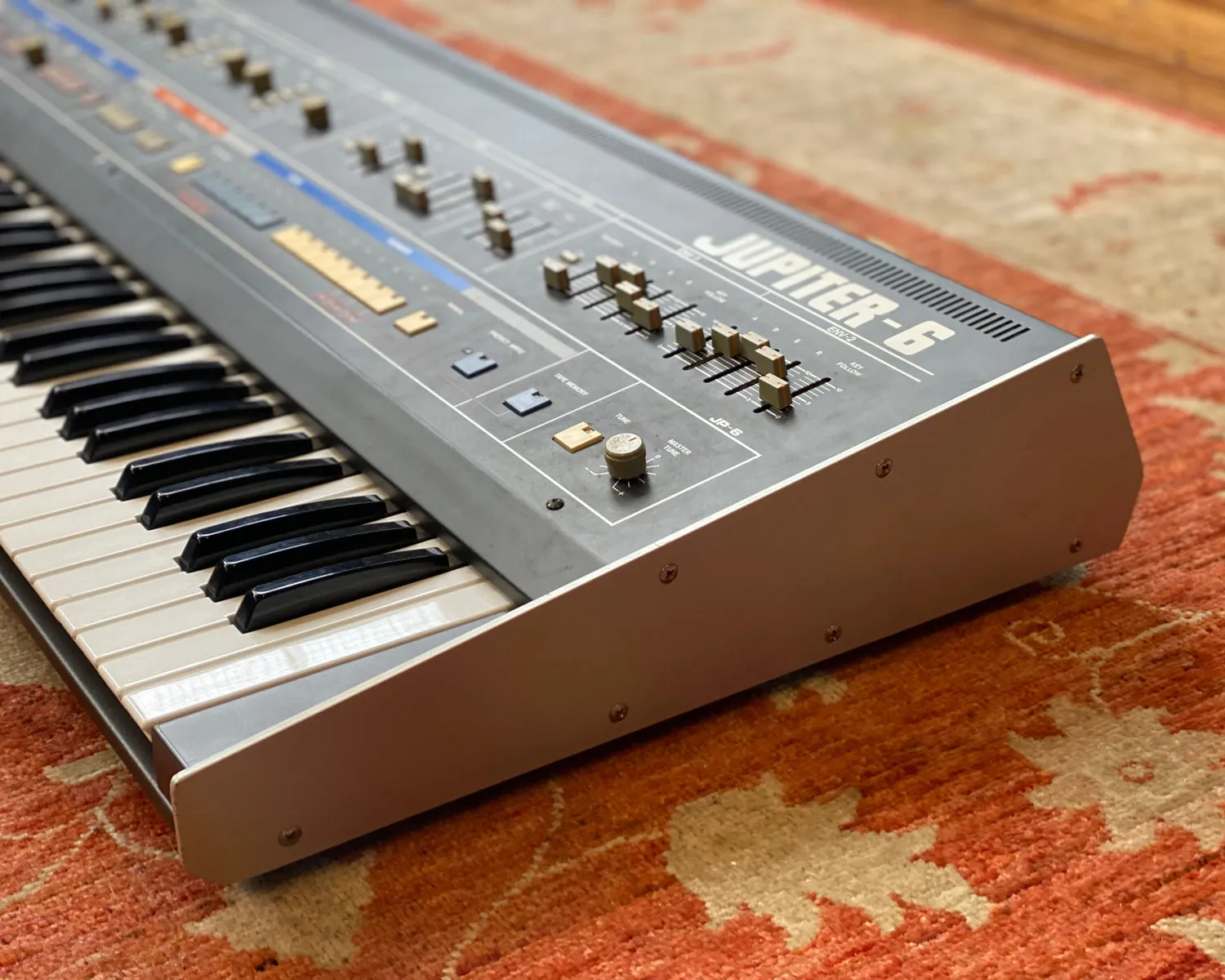 1983 Roland Jupiter 6 Polyphonic Analogue Synthesizer with EPS Flight Case - Serviced
