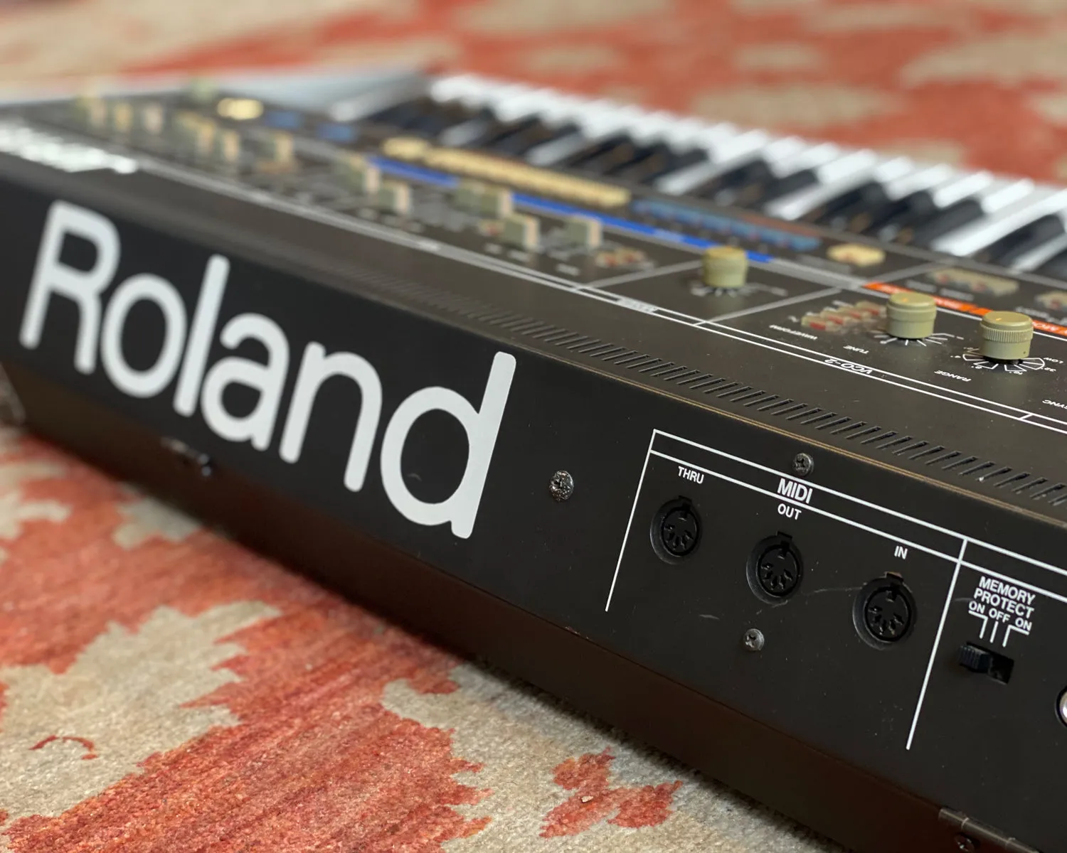 1983 Roland Jupiter 6 Polyphonic Analogue Synthesizer with EPS Flight Case - Serviced