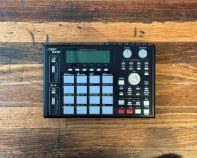 AKAI MPC1000 MIDI Production Center