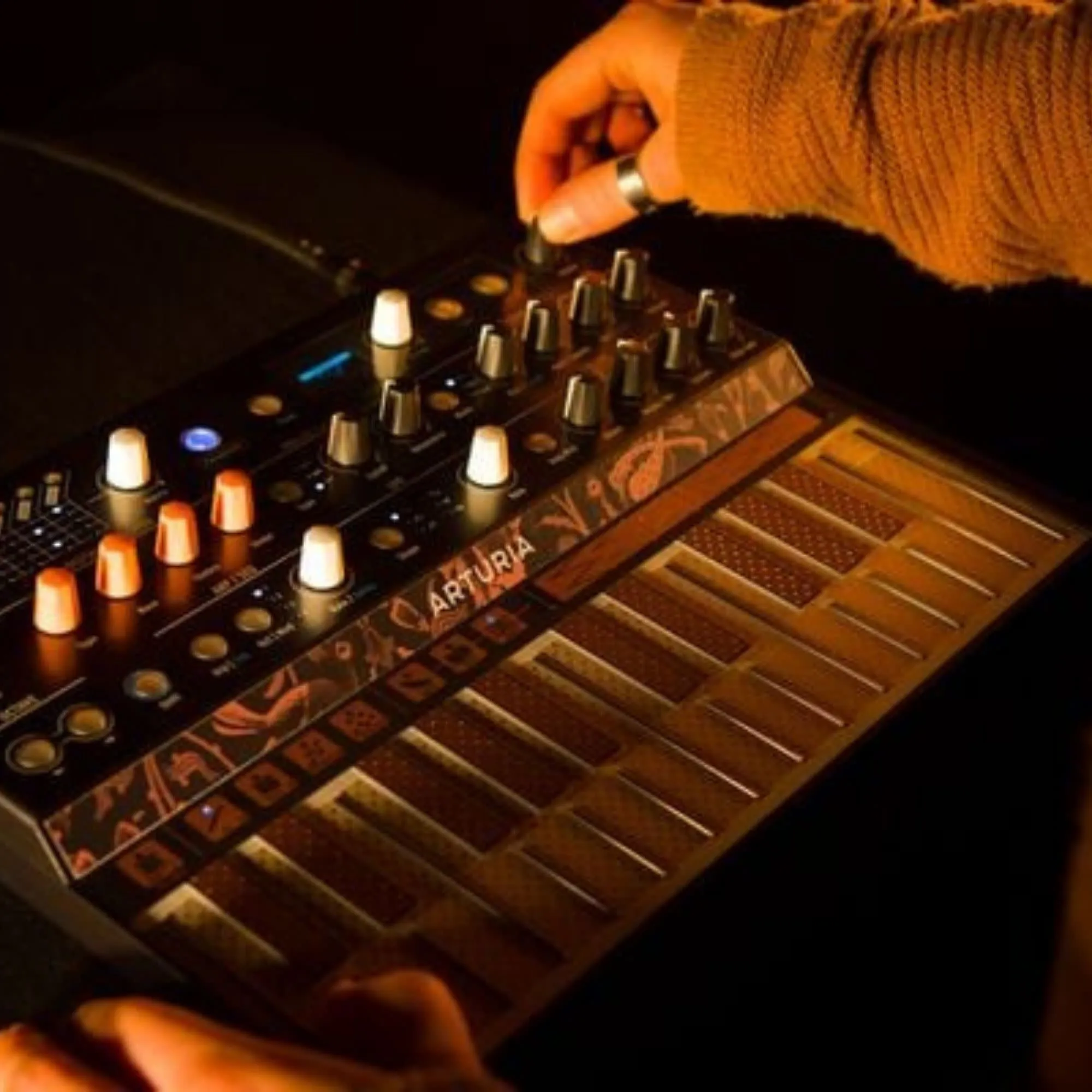 Arturia Microfreak Synthesizer