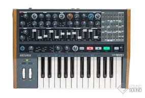 Arturia Minibrute 2