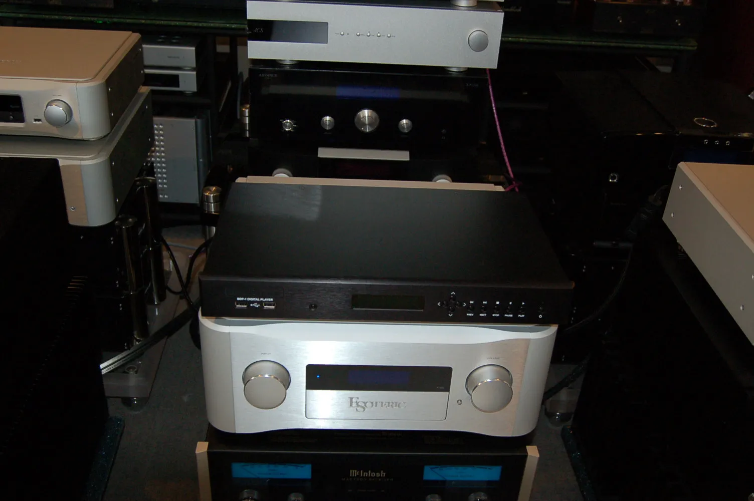 Bryston BDP-1  17" Black 120 volt