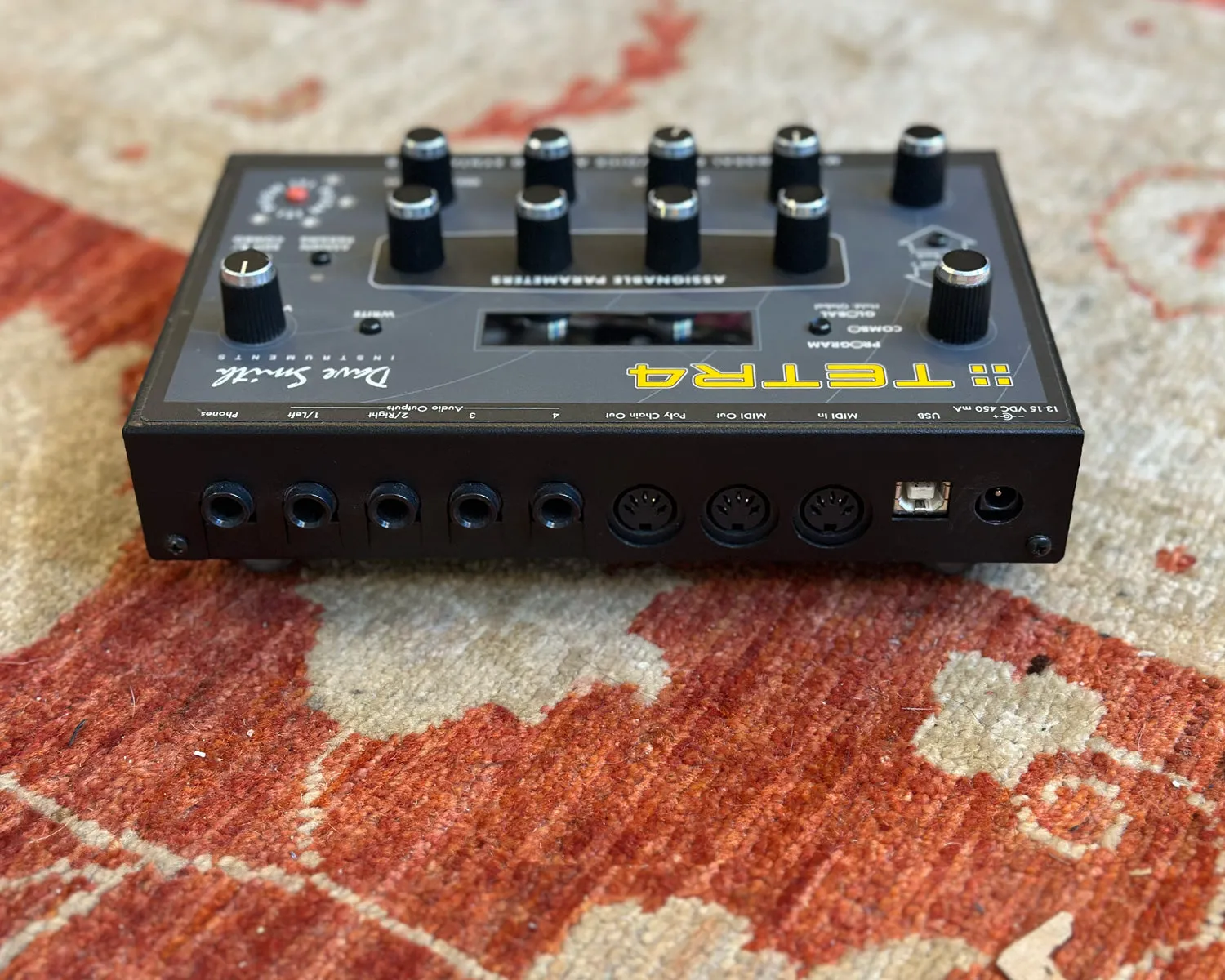 Dave Smith Instruments Tetra 4-Voice Analogue Synthesizer