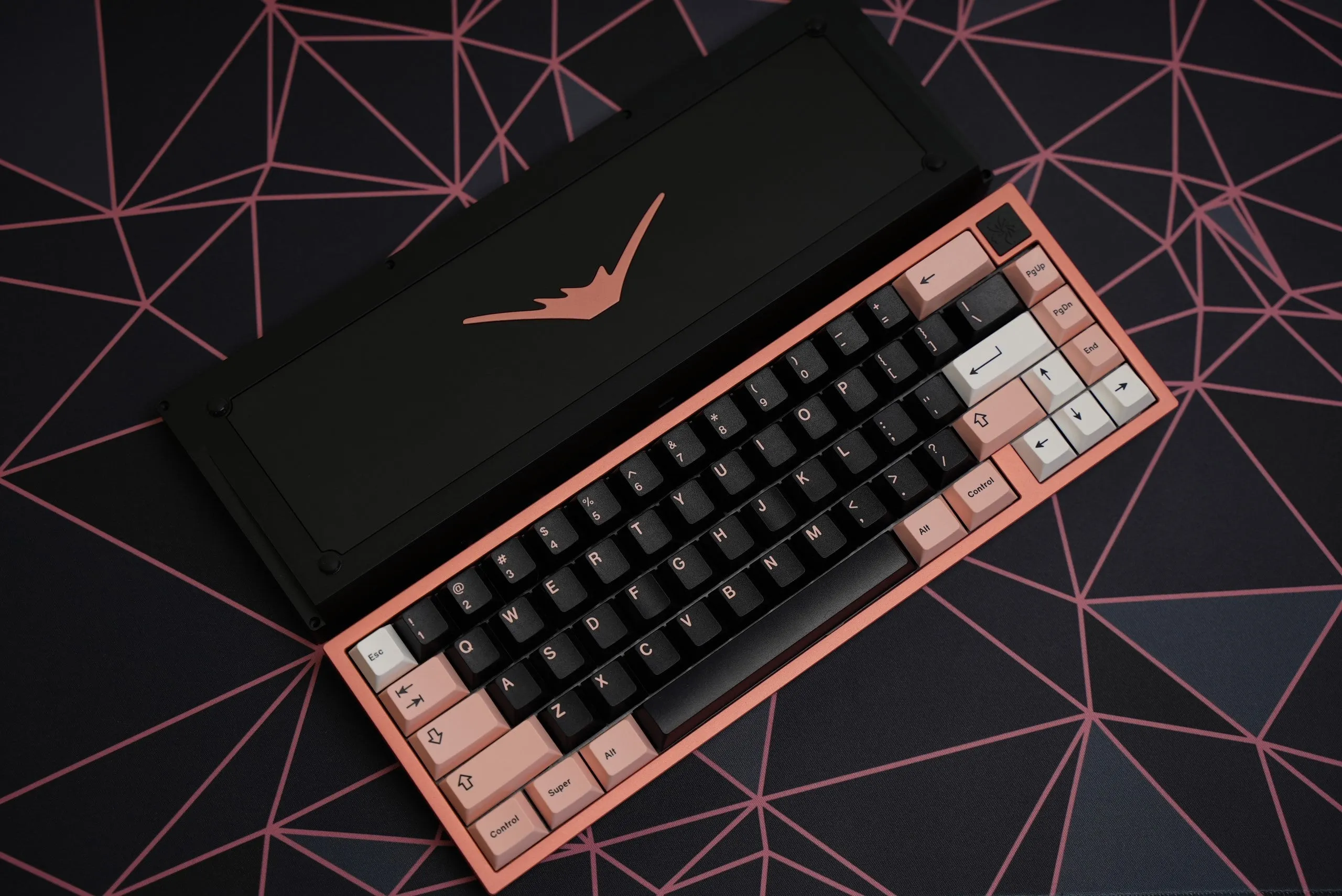 Fuji 65v2 Swirl Keyboard - PINKBLACK