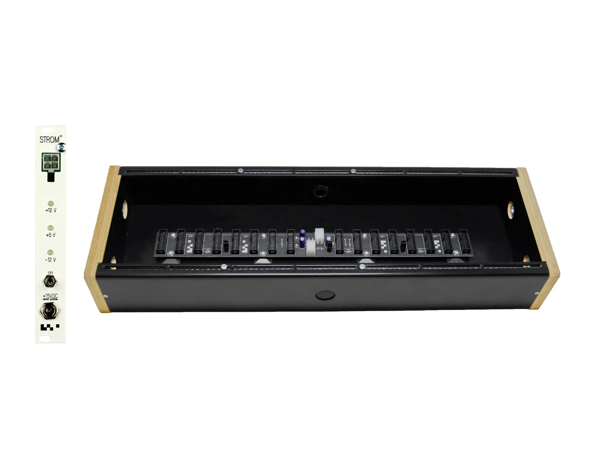 KOMA Elektronik Case 3U 84HP - Black (Powered)