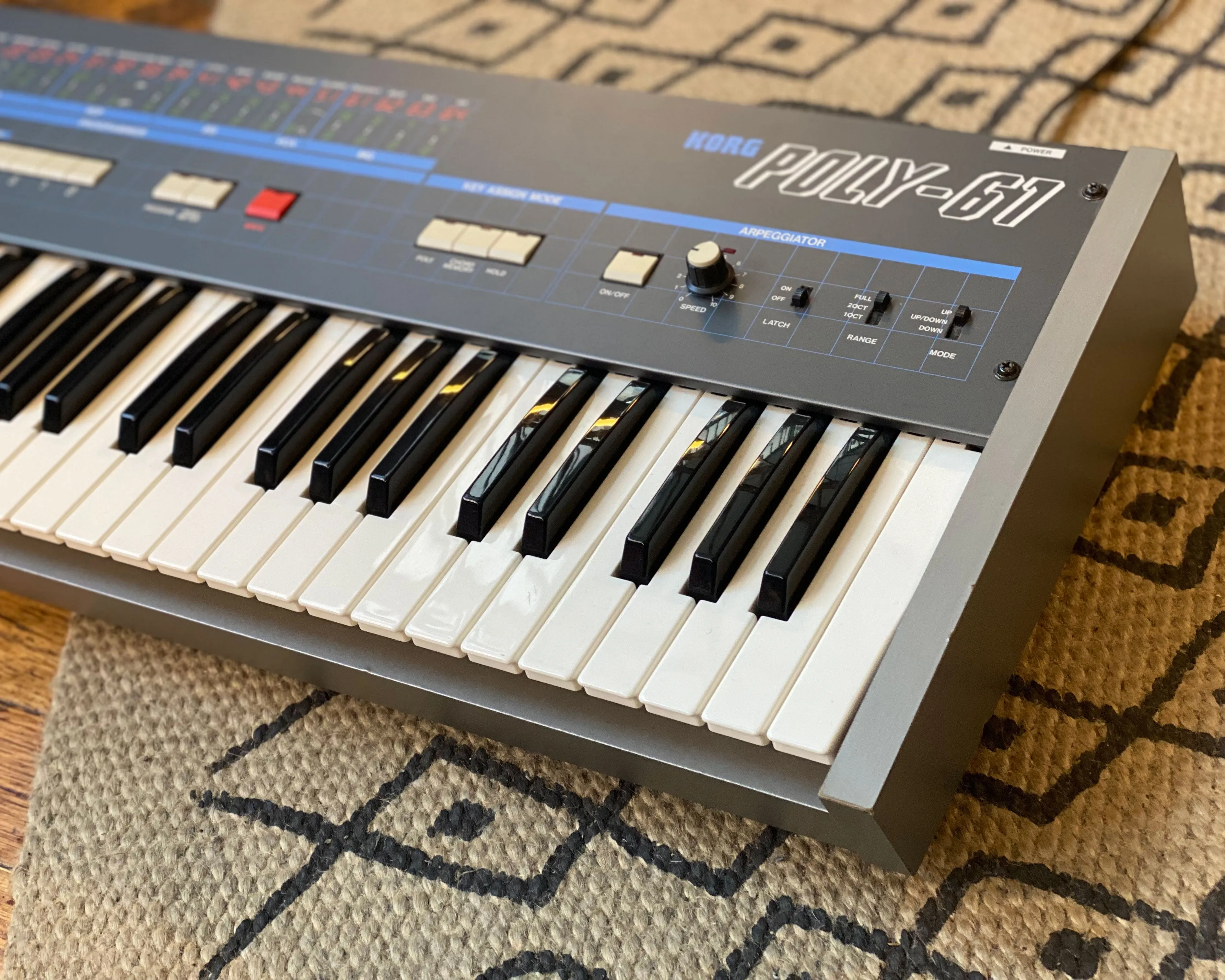 KORG Poly 61 Programmable Polyphonic Synthesizer