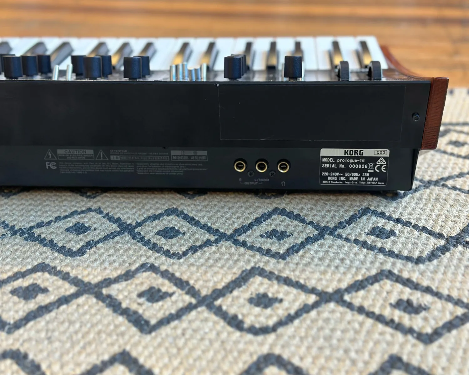 KORG Prologue 16