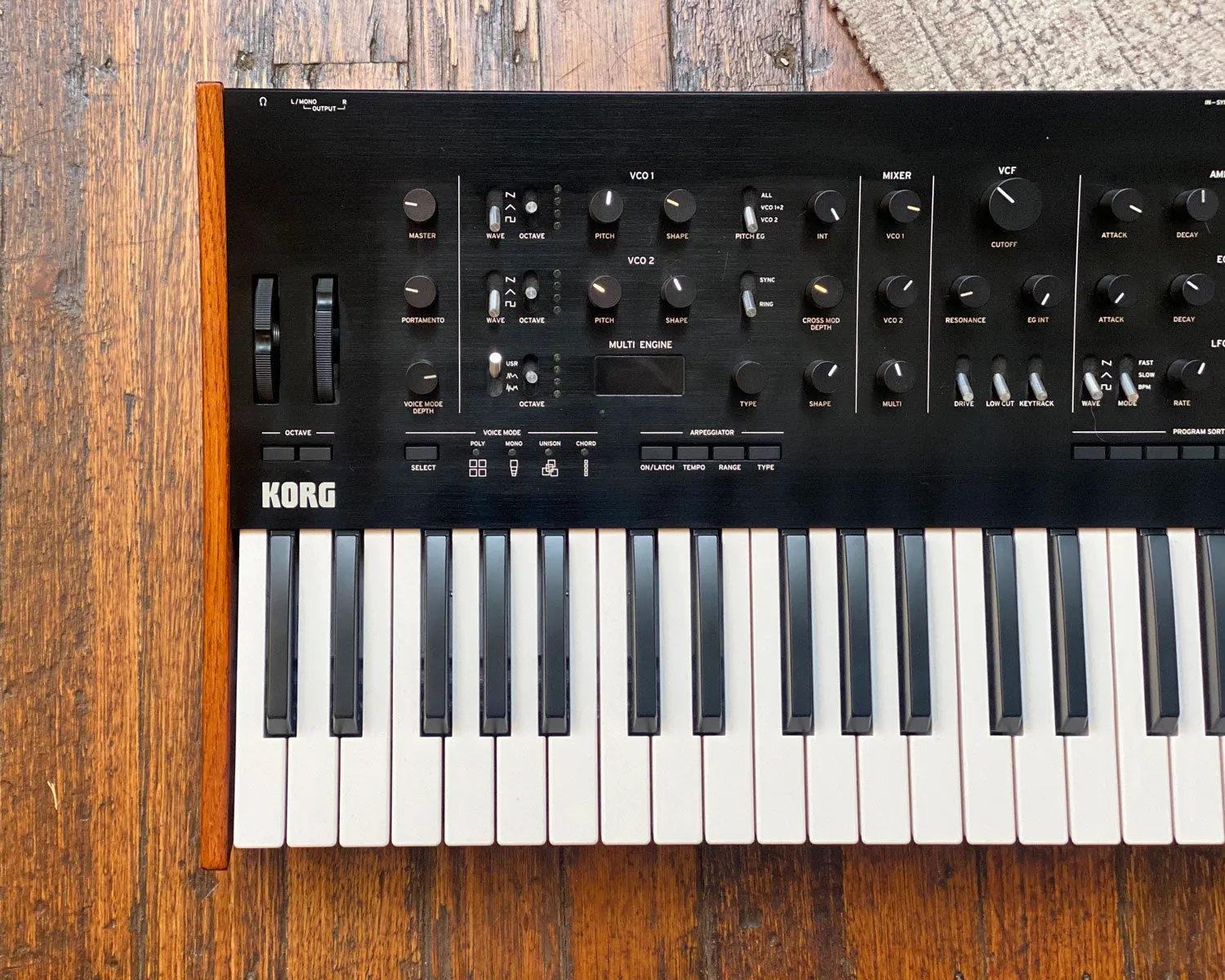 KORG Prologue 8 Polyphonic Analogue Synthesizer