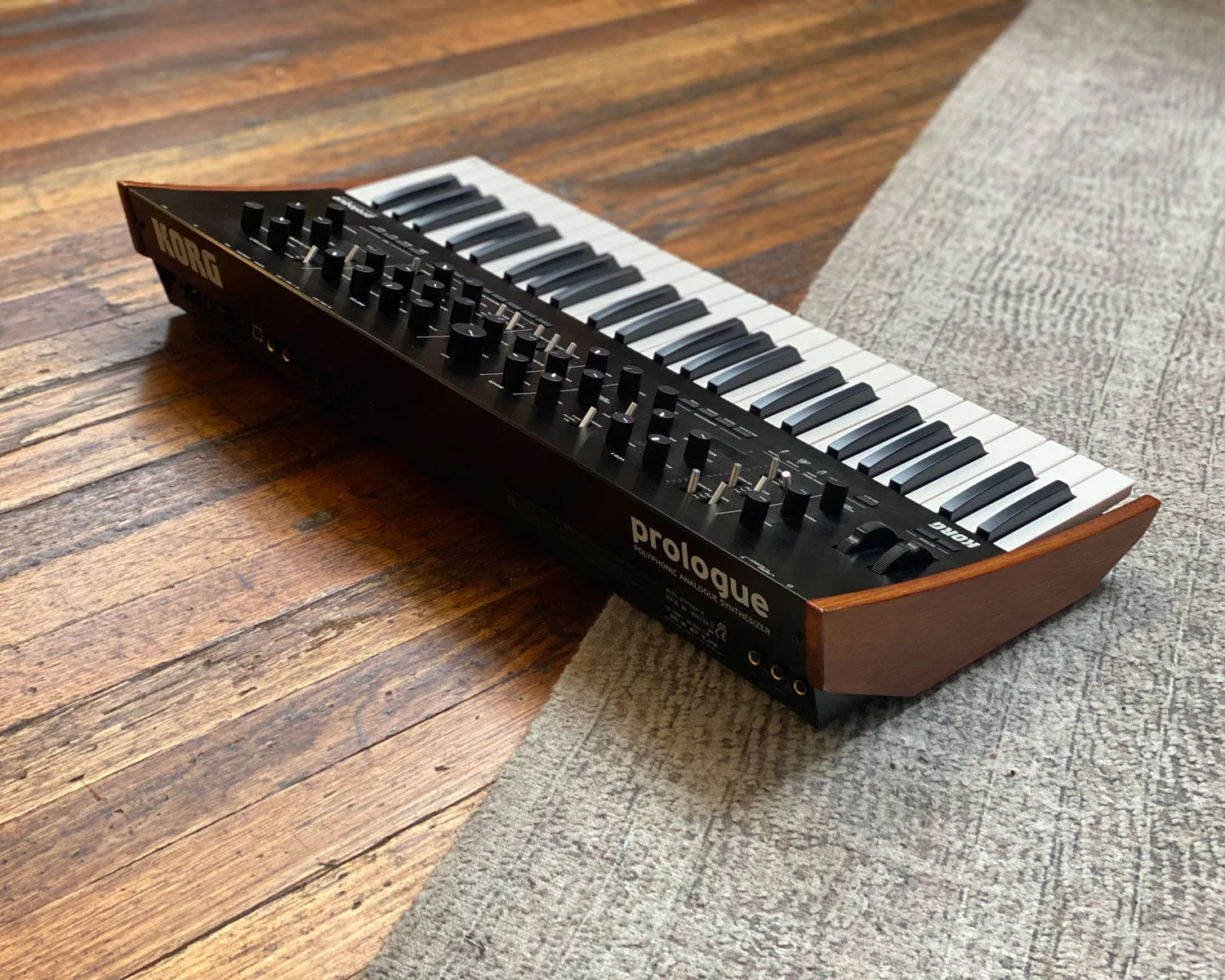 KORG Prologue 8 Polyphonic Analogue Synthesizer