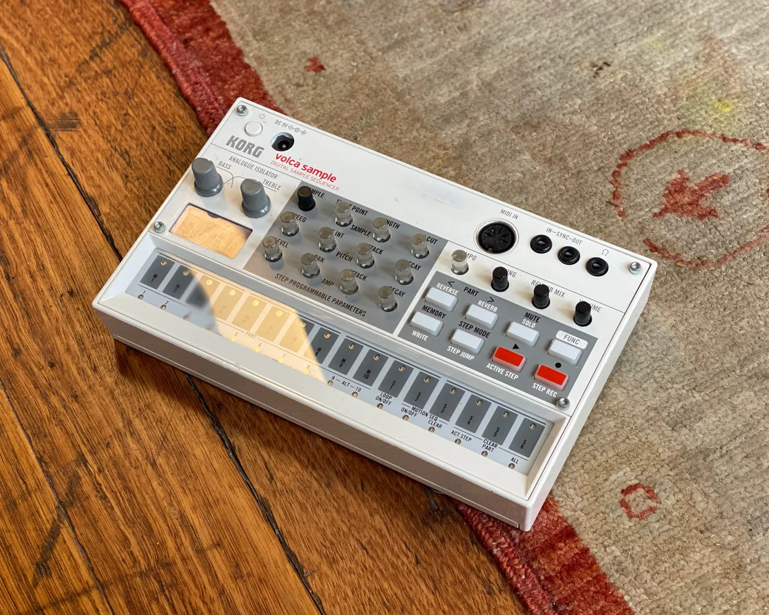 KORG Volca Sample V1 Digital Sample Sequencer