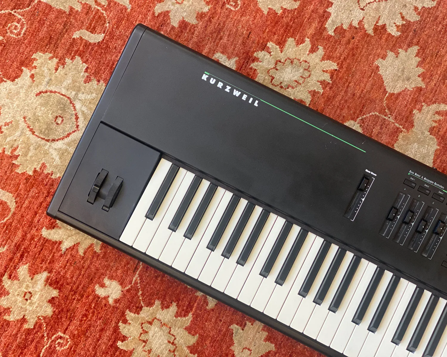 Kurzweil PC-88 64-Voice Performance Controller and Synthesizer